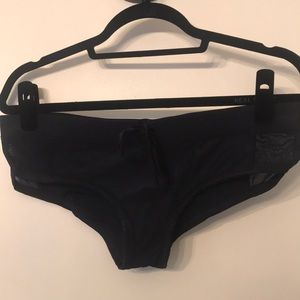 Body Glove - bikini bottom/boy shorts - mesh side